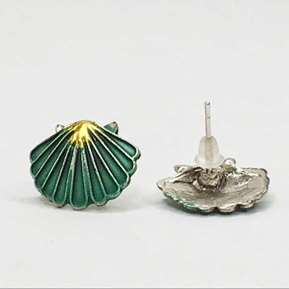 Clamshell Earrings ( Green ) - Picture 9 of 9
